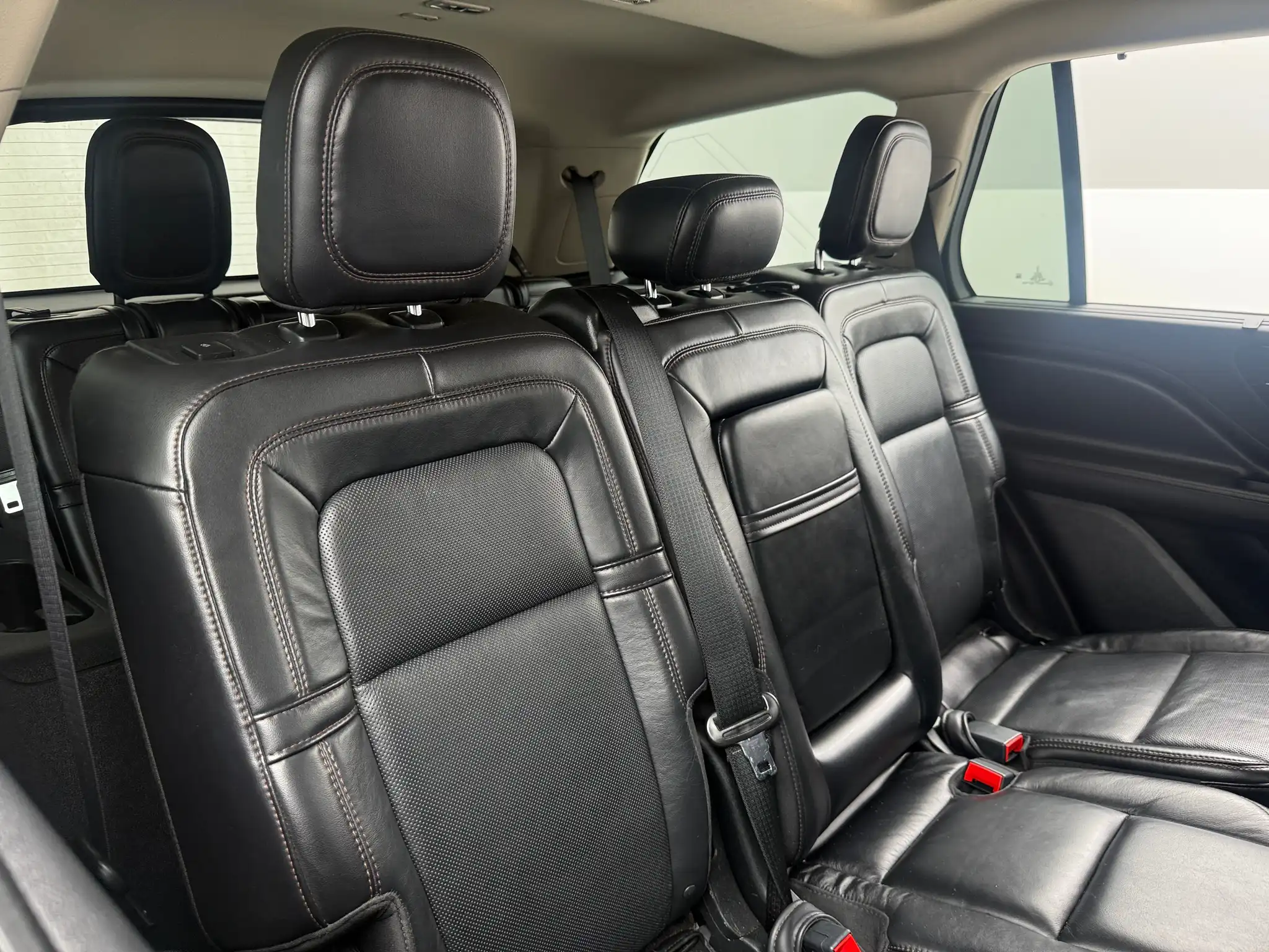 2021 Lincoln Aviator Reserve AWD's photo