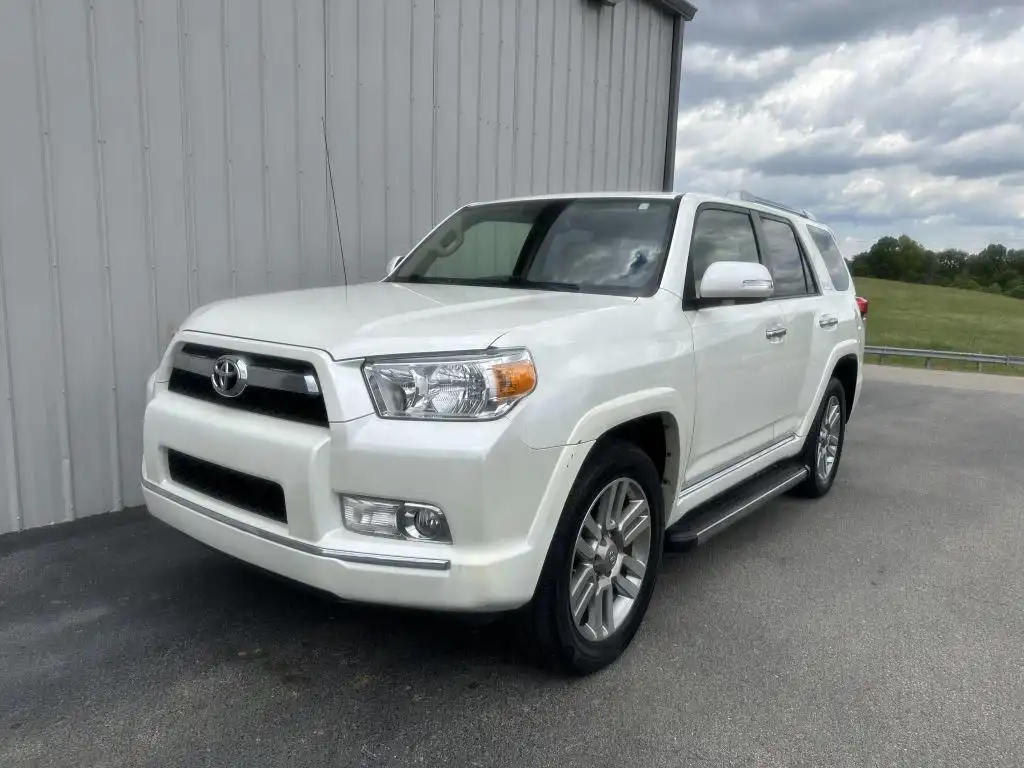 2013 Toyota 4Runner Limited 4WD V6's photo