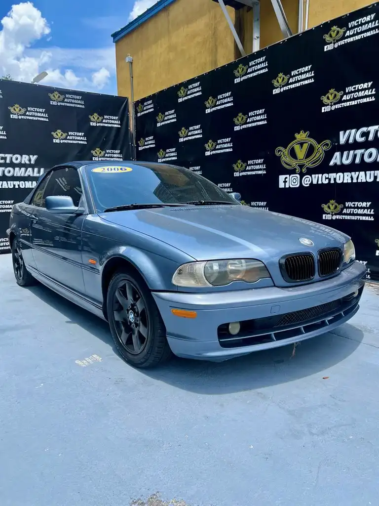 2000 BMW 3 Series 323Ci's photo