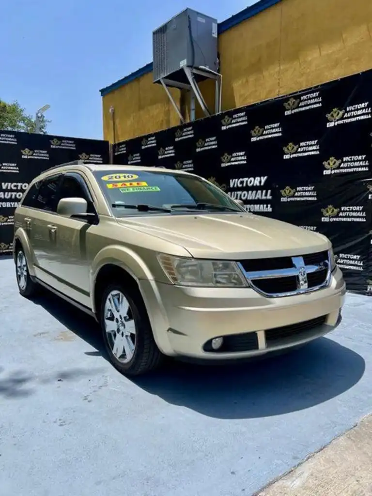 2010 Dodge Journey SXT FWD's photo