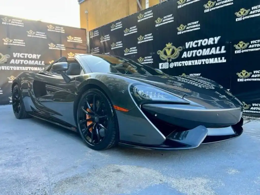 2020 McLaren 570S Spider's photo
