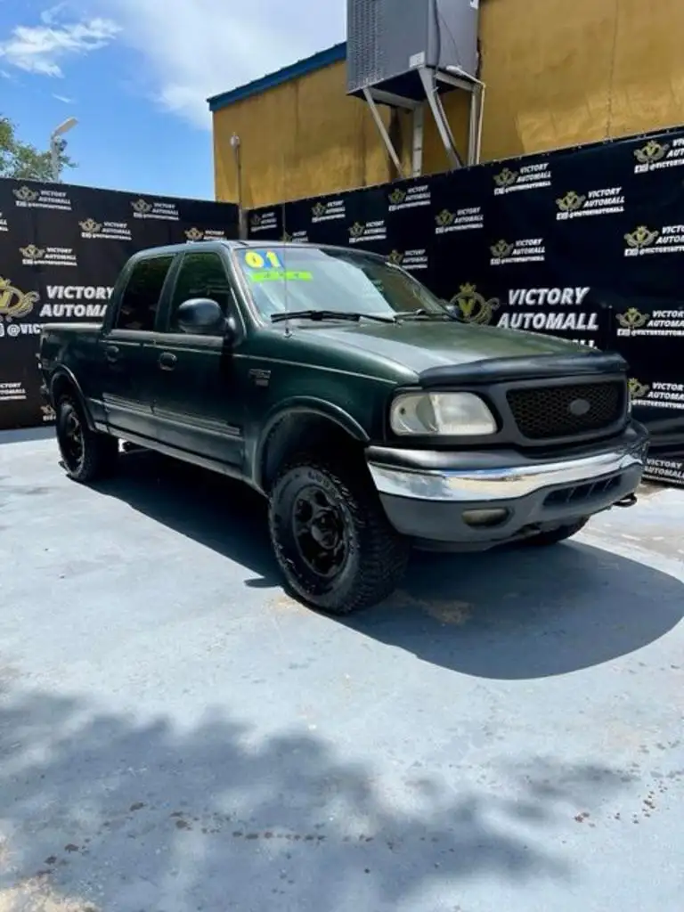 2001 Ford F-150 Lariat 4x4 SuperCrew's photo