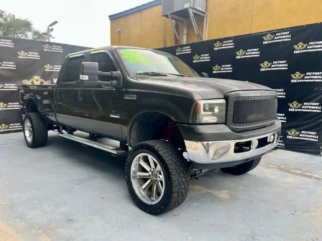 2006 Ford F-350 XLT 4x4 Crew Cab SWB's photo