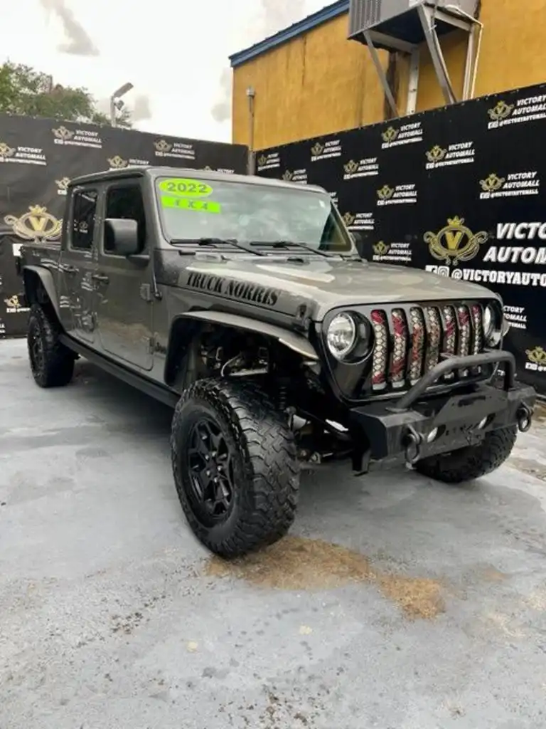2022 Jeep Gladiator WILLYS SPORT's photo