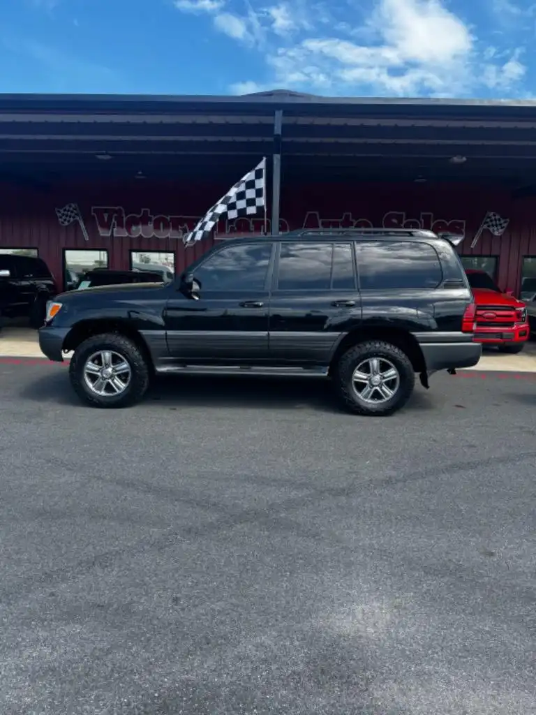 2006 Lexus LX 600 470's photo
