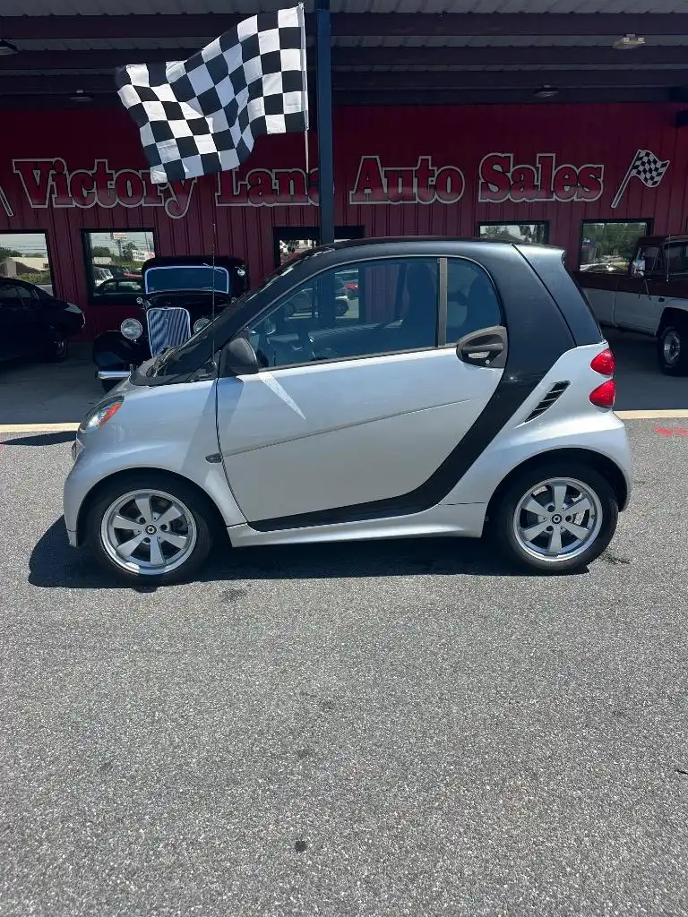 2013 smart fortwo passion's photo