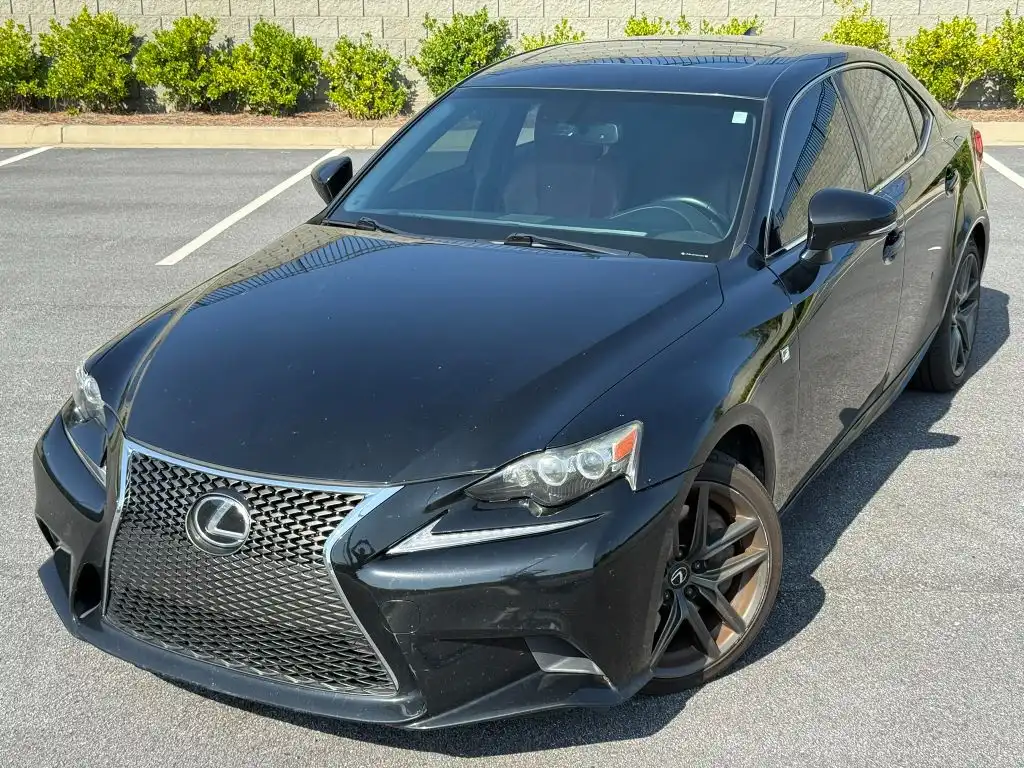 2016 Lexus IS 350 200t's photo