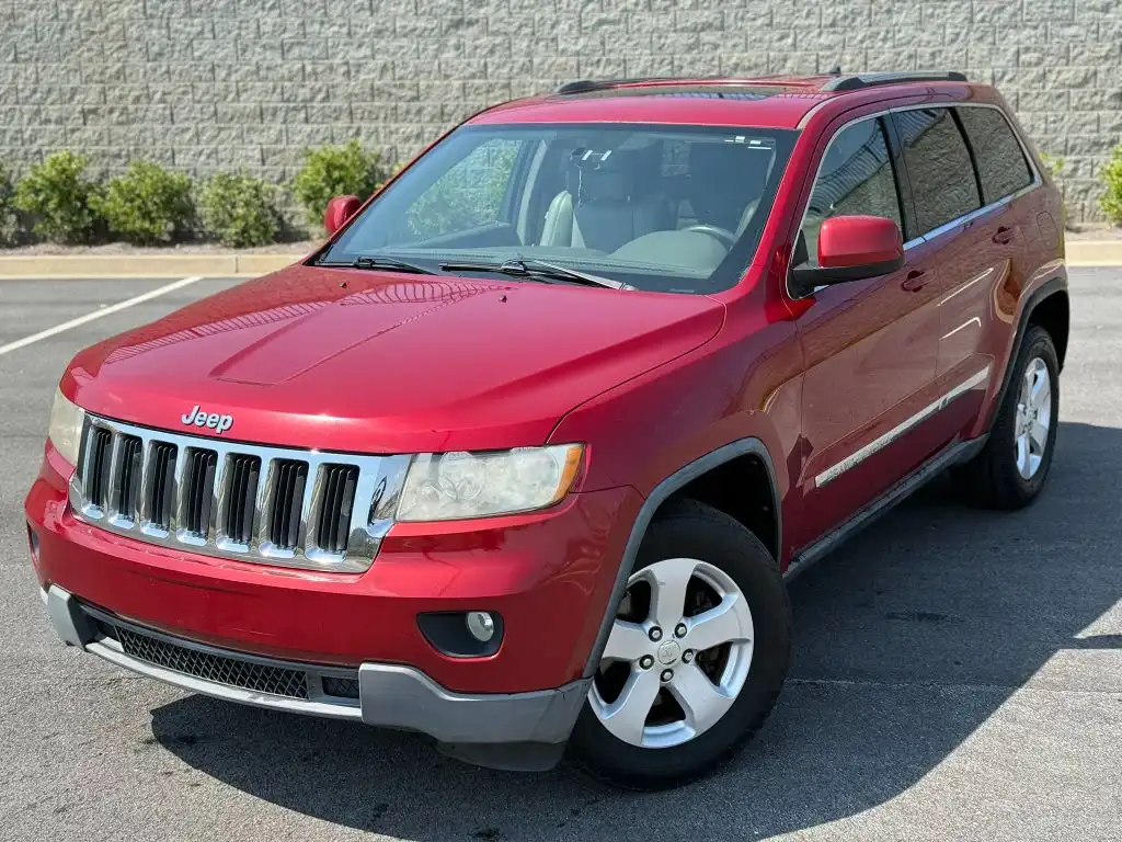 2011 Jeep Grand Cherokee Laredo 4WD's photo