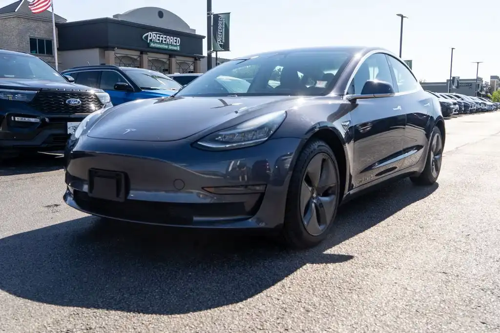 2019 Tesla Model 3 Dual Motor All-Whel Drive Long Range's photo