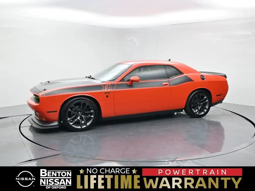 2017 Dodge Challenger T/A Plus photo 1