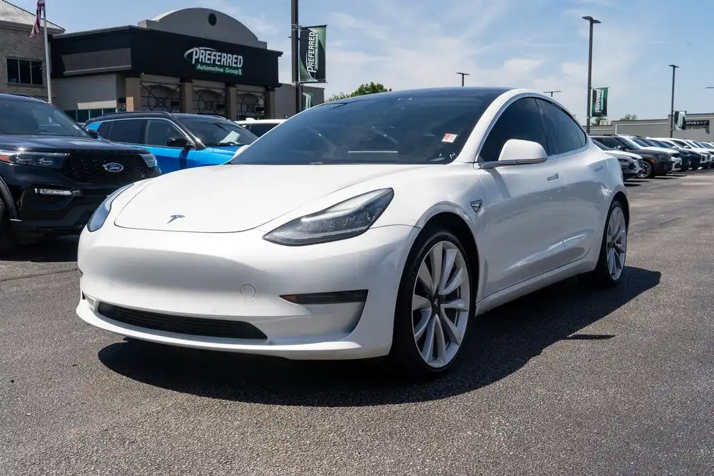 2019 Tesla Model 3 Dual Motor All-Whel Drive Long Range's photo