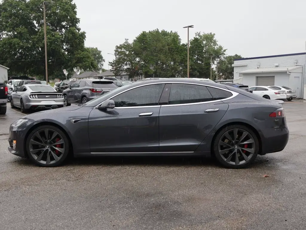 2019 Tesla Model S Performance photo 4