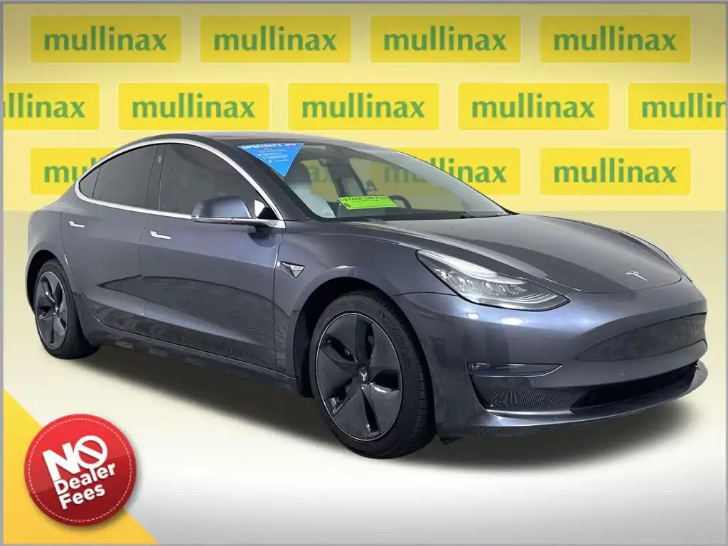 2018 Tesla Model 3 Long Range Dual Motor All-Wheel Drive's photo
