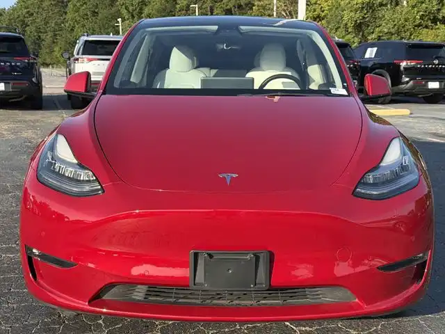 2022 Tesla Model Y Long Range Dual Motor All-Wheel Drive's photo