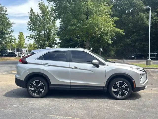 2025 Mitsubishi Eclipse Cross SE S-AWC photo 4