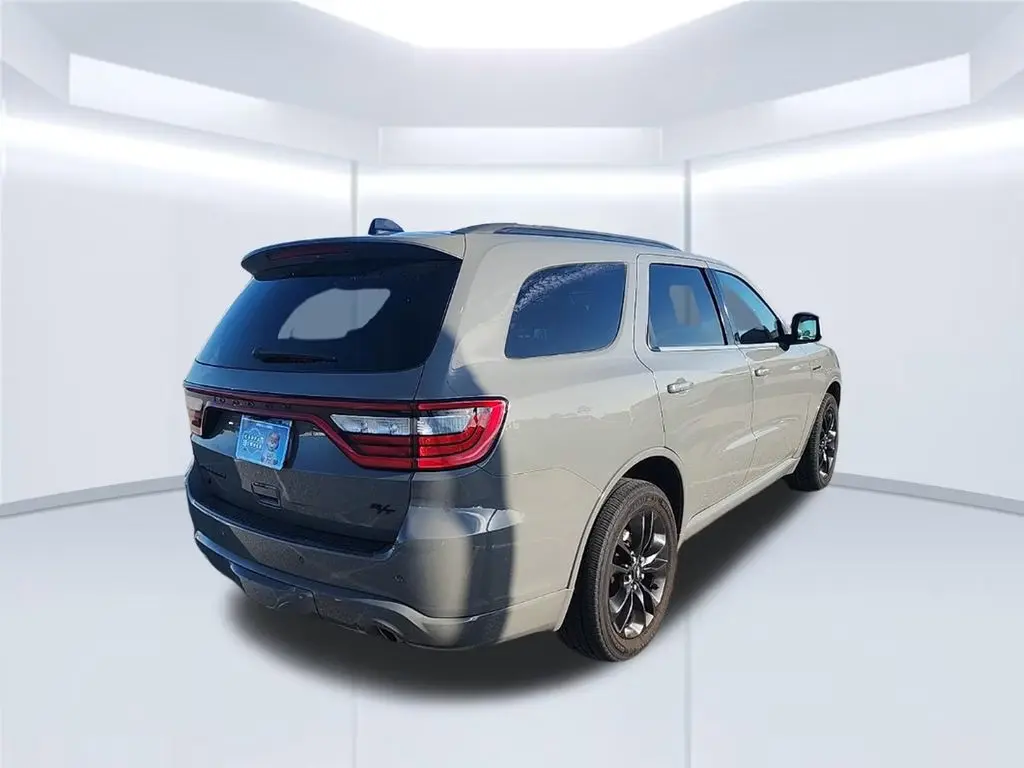2023 Dodge Durango R/T AWD photo 4