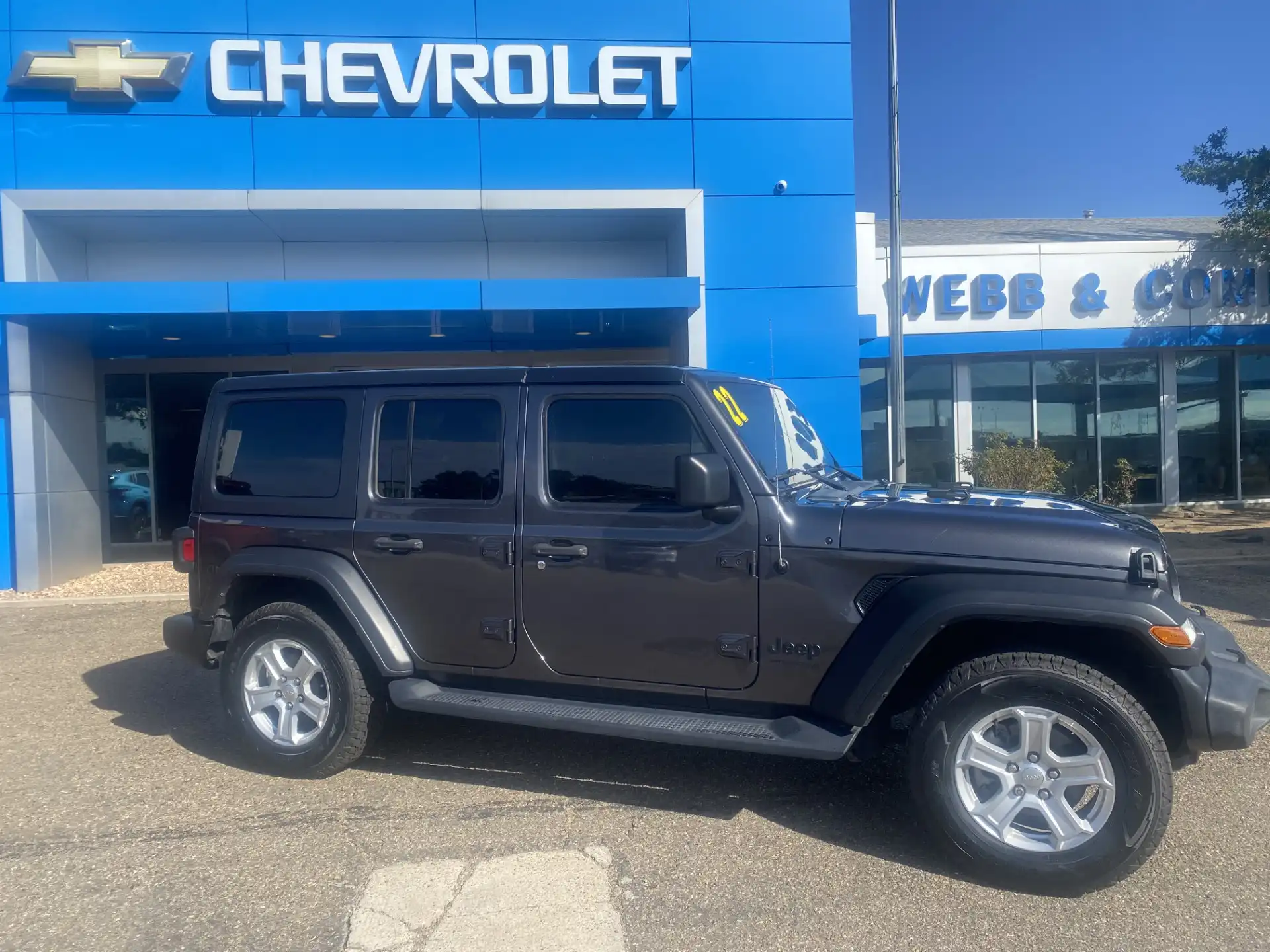 2022 Jeep Wrangler Sport S's photo
