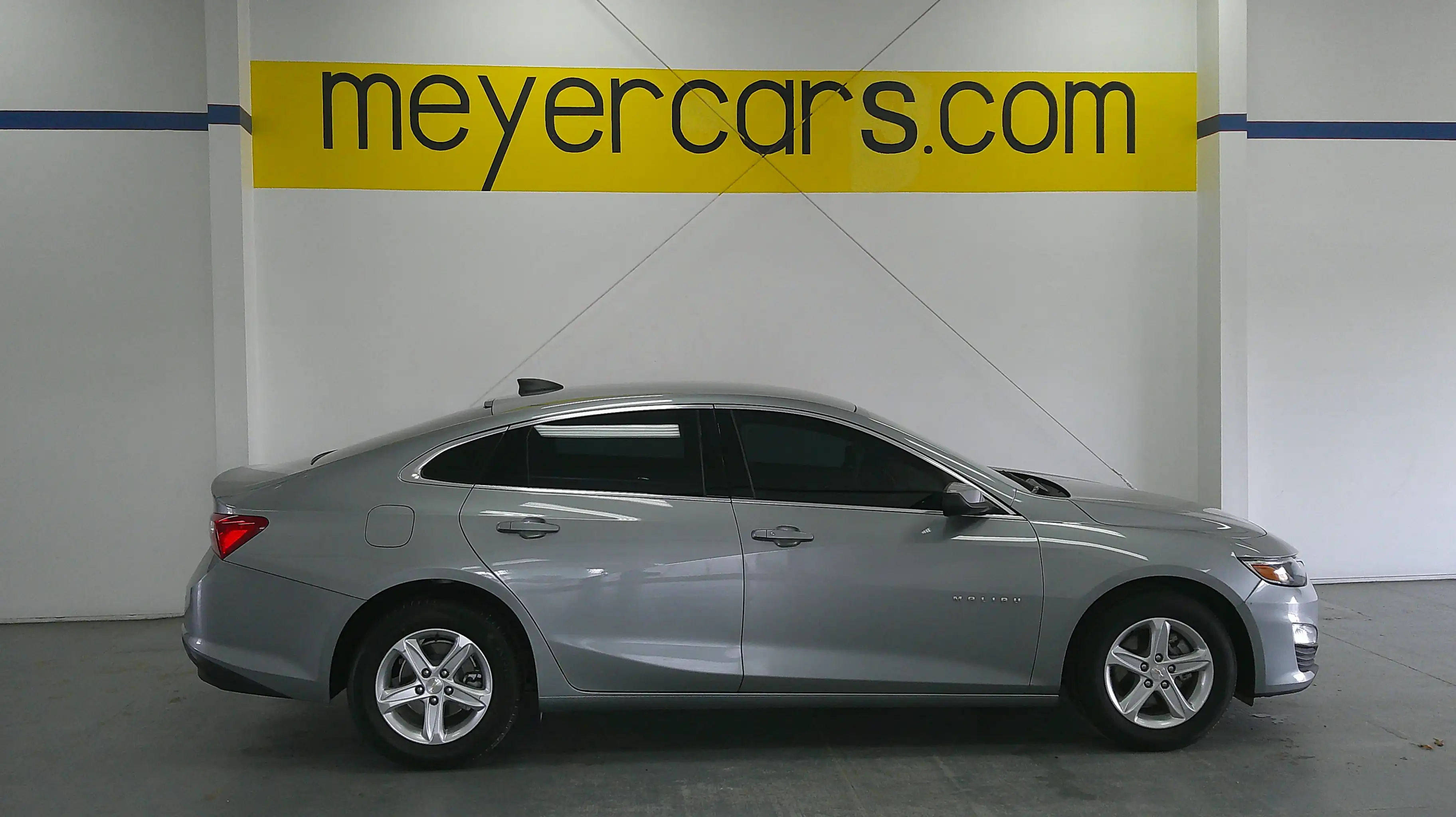 2025 Chevrolet Malibu 1LS's photo