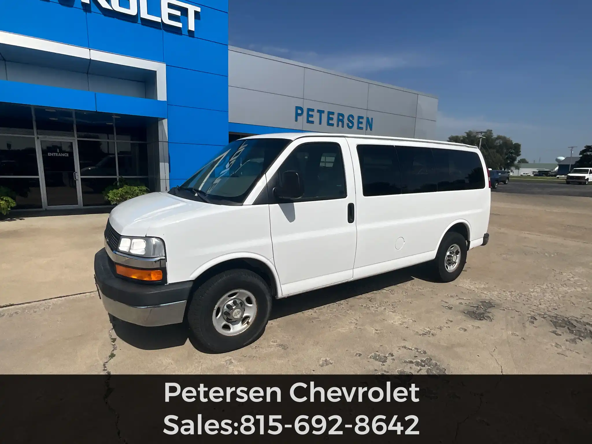2013 Chevrolet Express LS 3500's photo