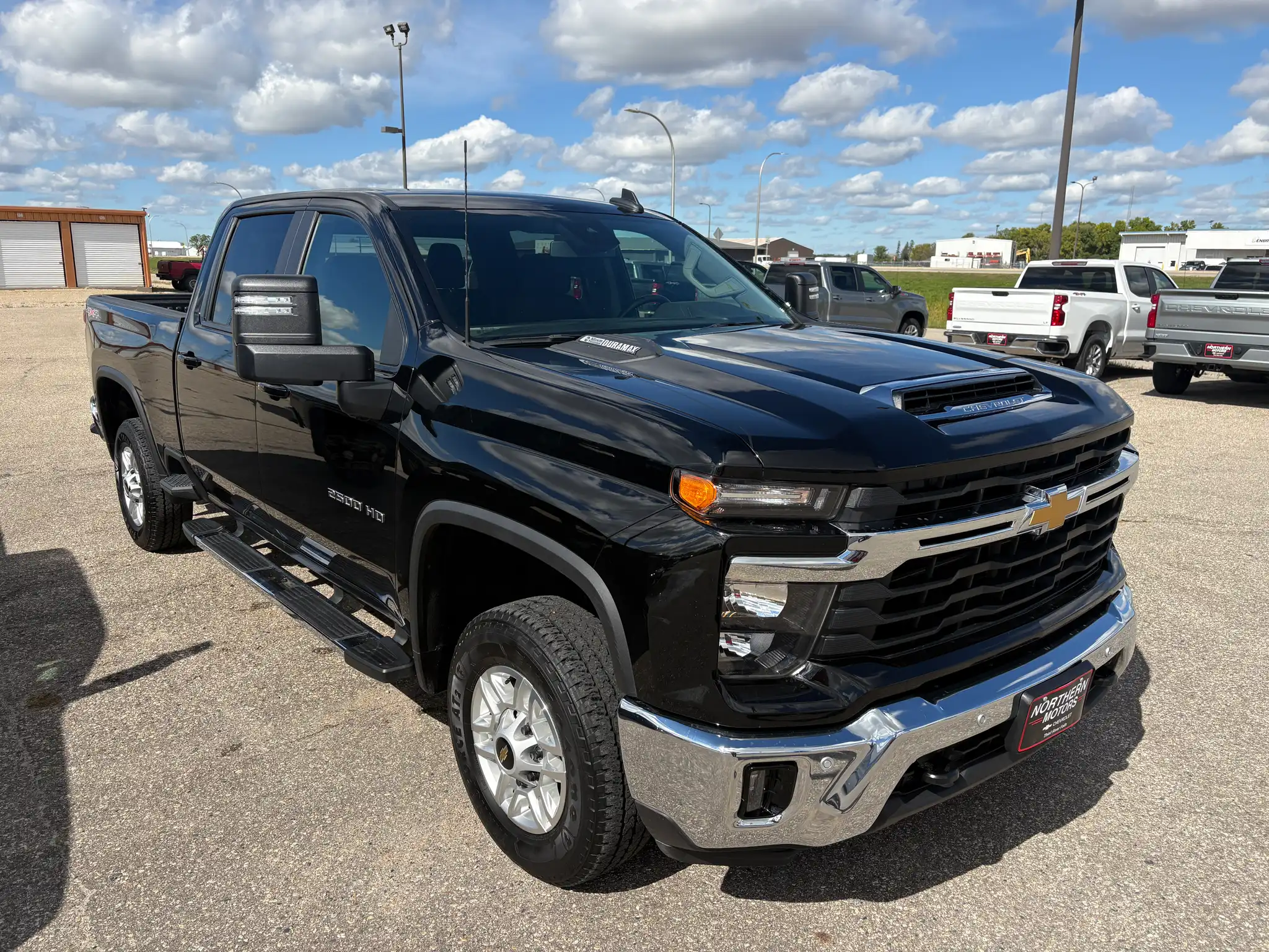 2025 Chevrolet Silverado HD LT 4WD Crew Cab Standard Box's photo