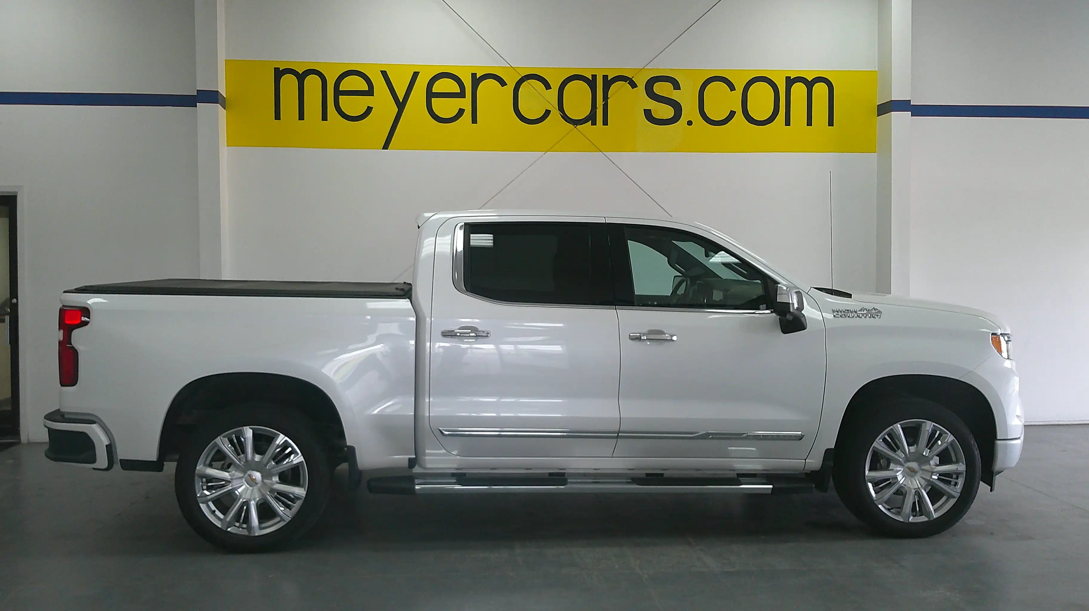 2023 Chevrolet Silverado 1500 High Country 4X4 Crew Cab Short Box's photo