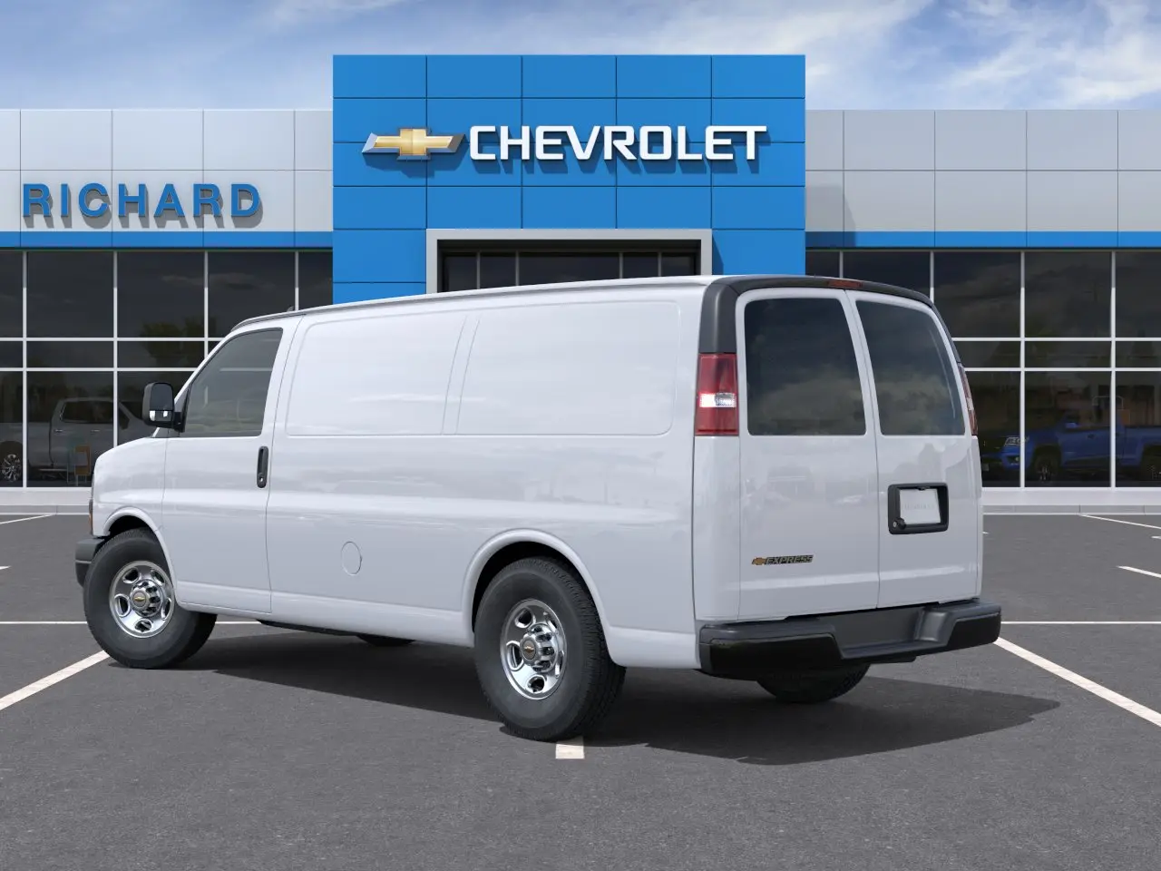 2026 Chevrolet Express 2500 Work Van HD photo 3