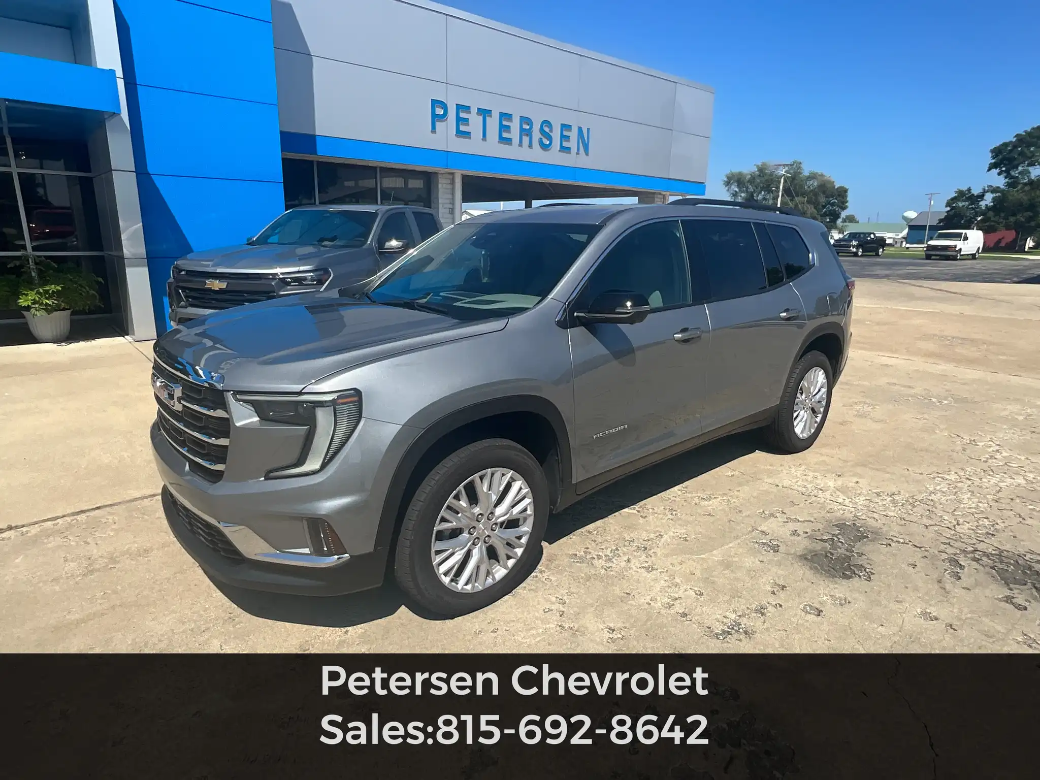 2026 GMC Acadia Elevation FWD's photo
