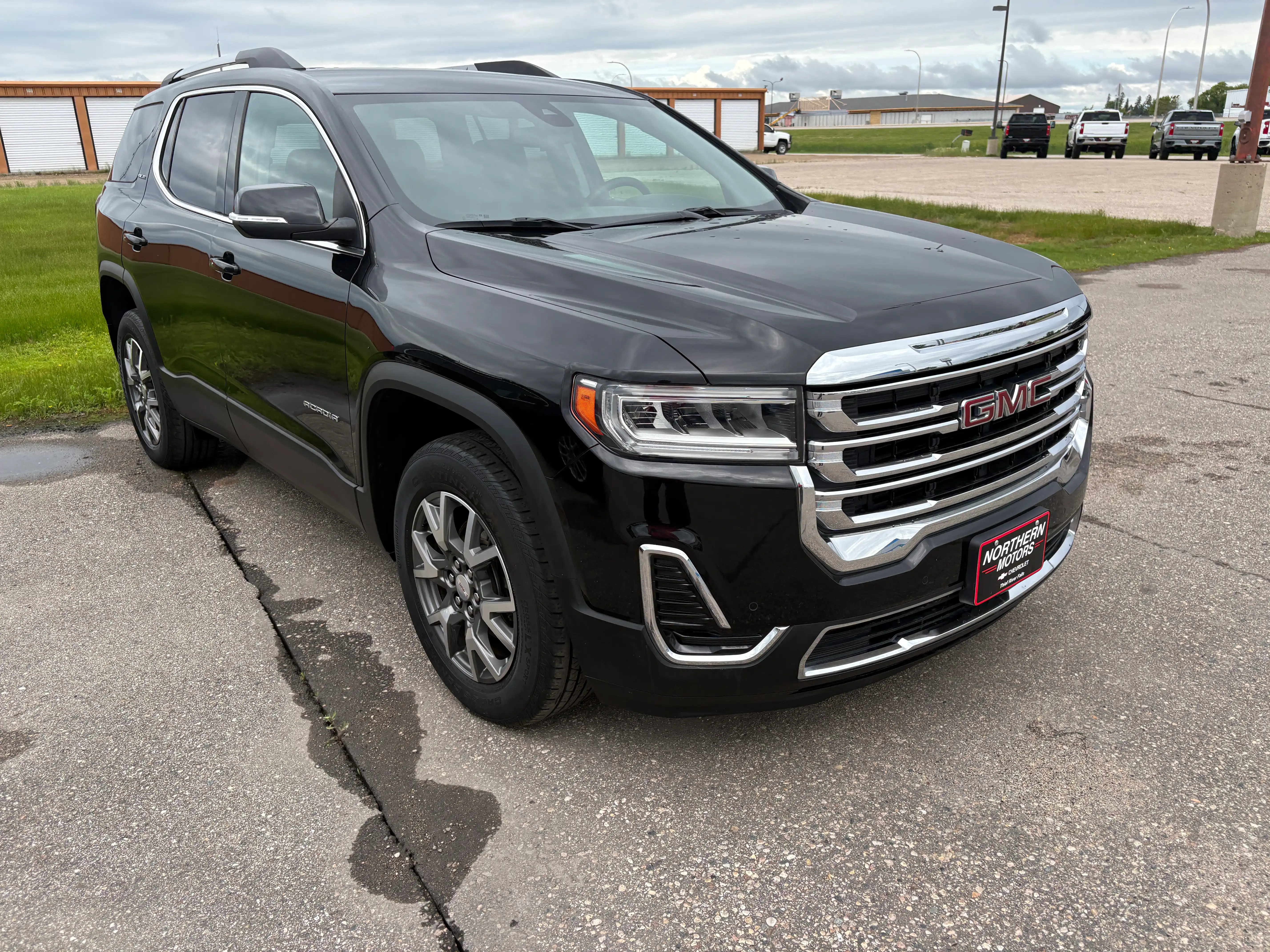 2023 GMC Acadia SLE AWD's photo