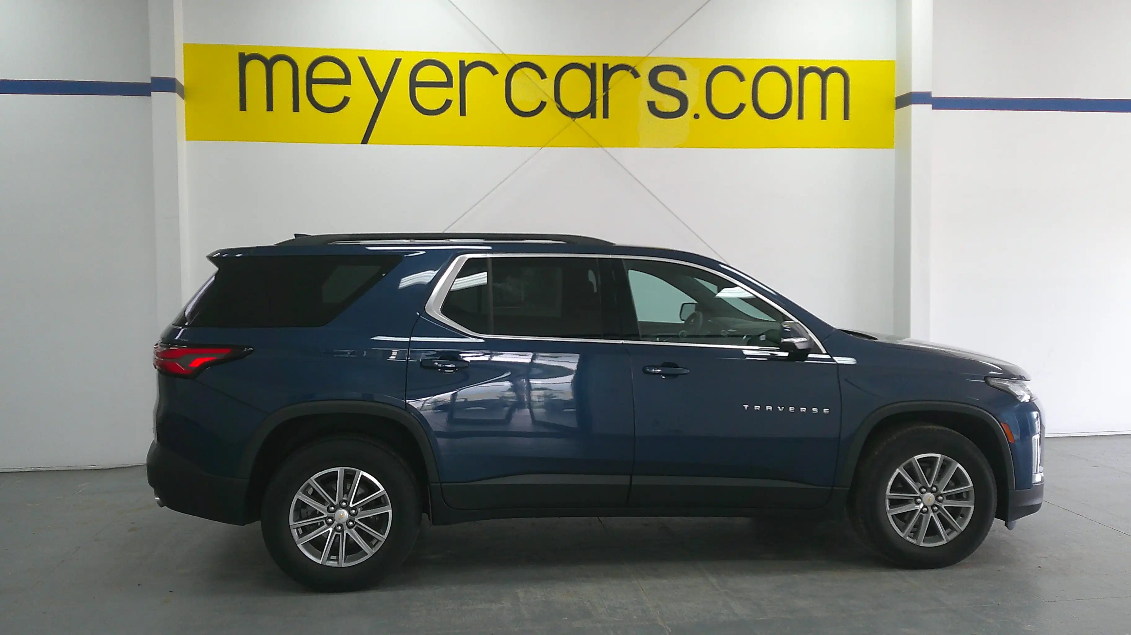 2023 Chevrolet Traverse AWD 1LT's photo