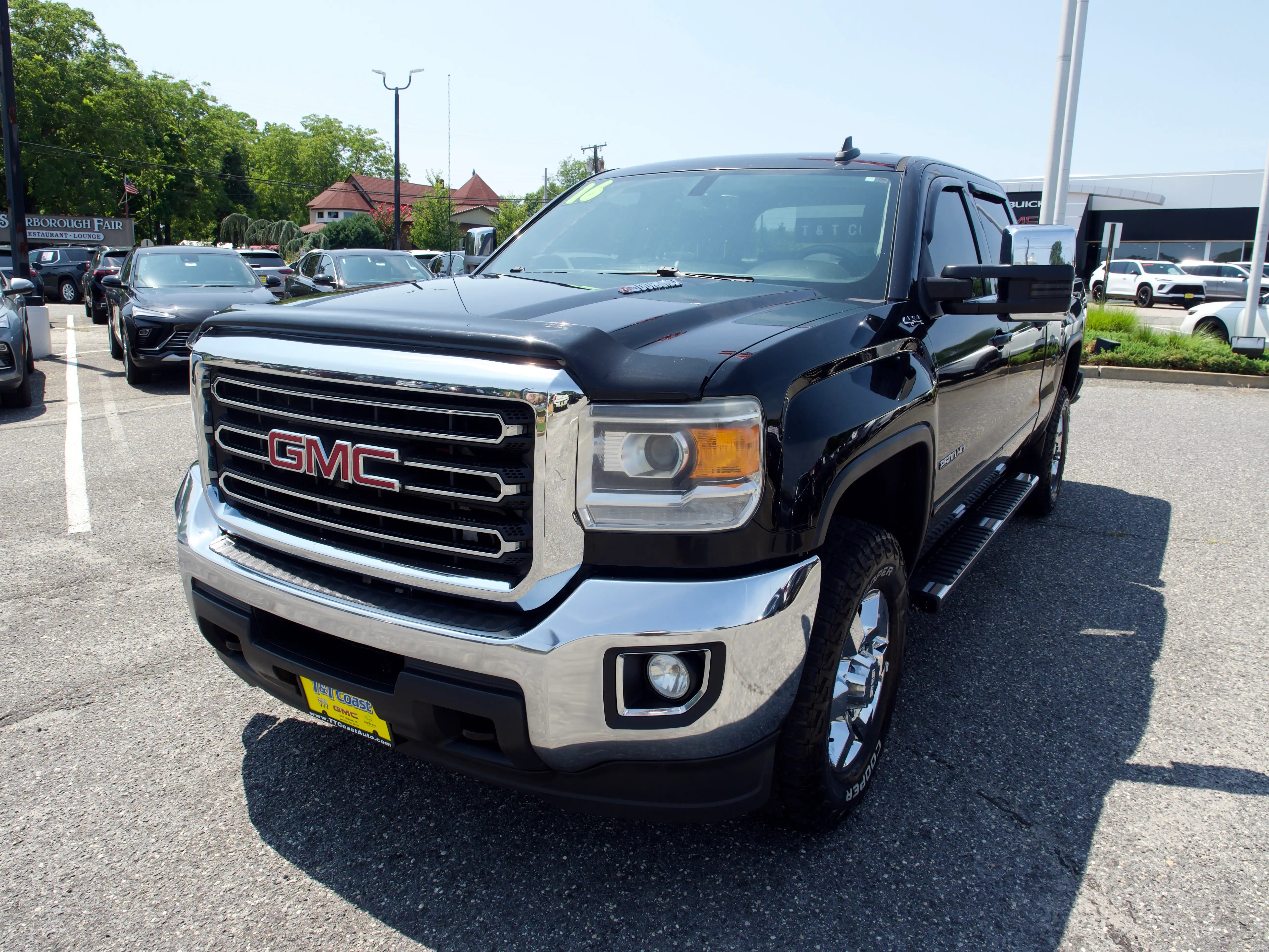 2016 GMC Sierra 4WD Crew Cab Standard Box SLE's photo