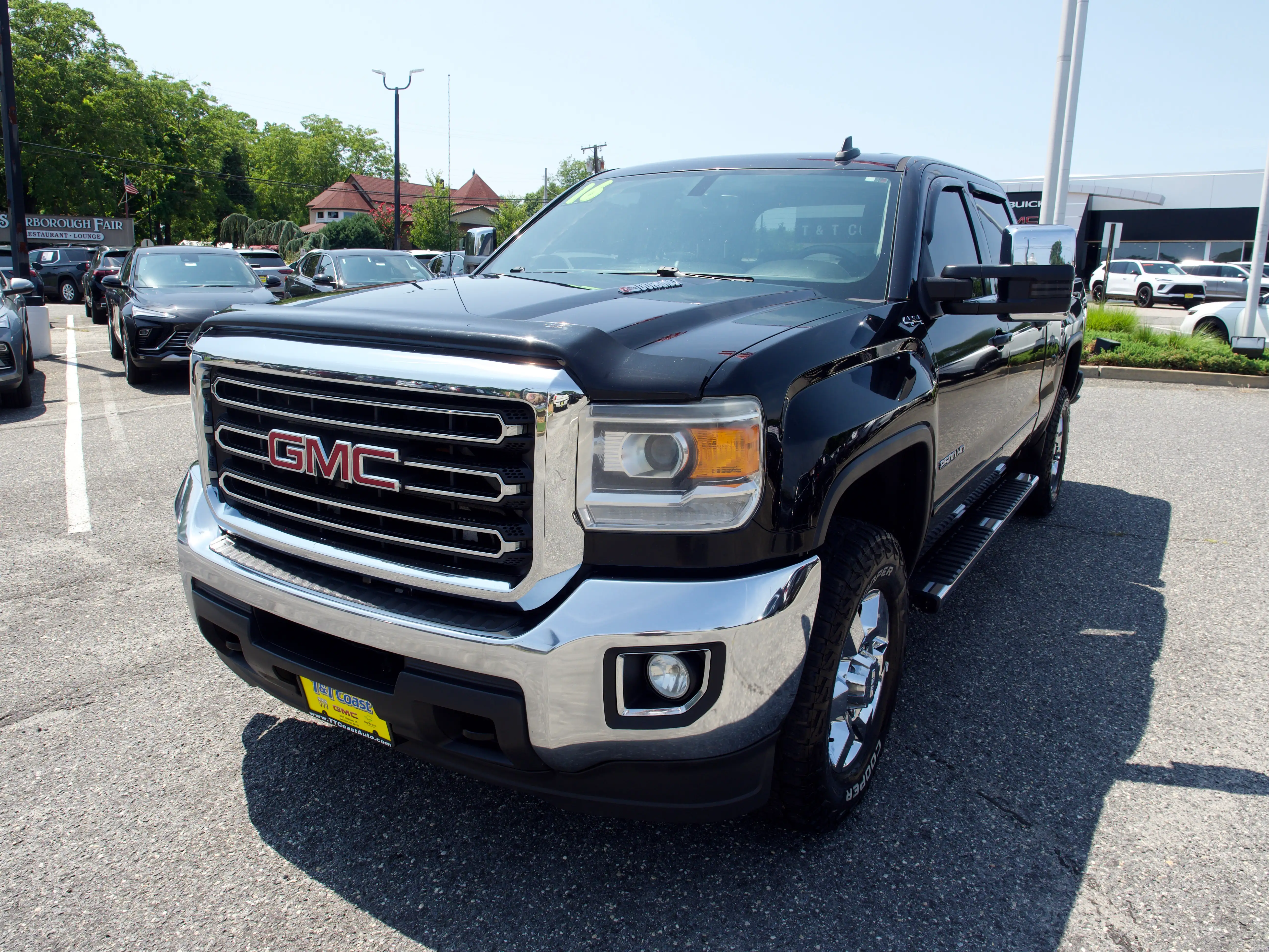 2016 GMC Sierra 4WD Crew Cab Standard Box SLE's photo