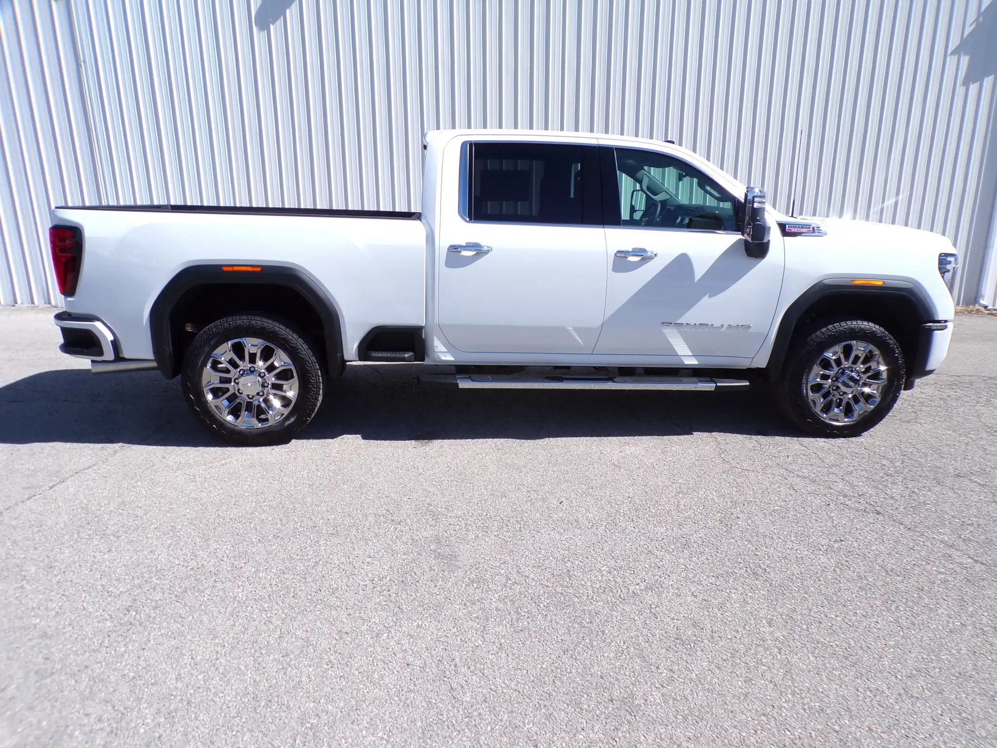 2026 GMC Sierra Denali 4WD Crew Cab Standard Box's photo