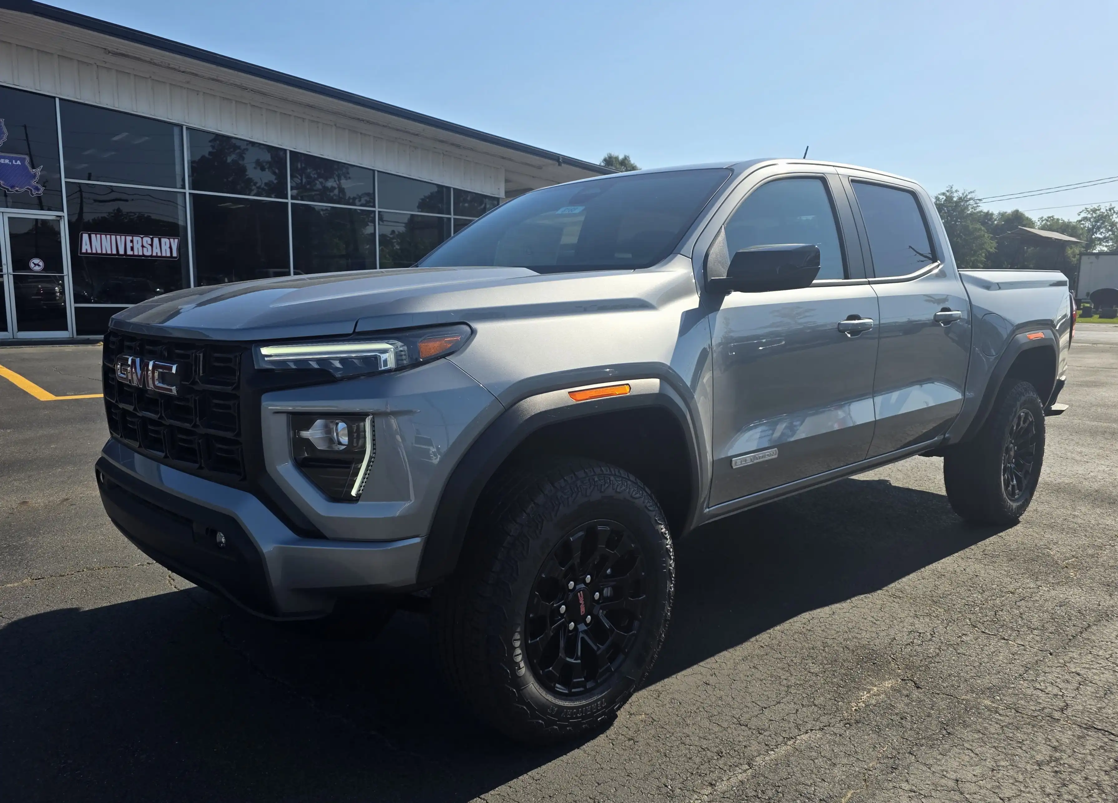 2026 GMC Canyon 2WD Elevation Crew Cab Short Box's photo