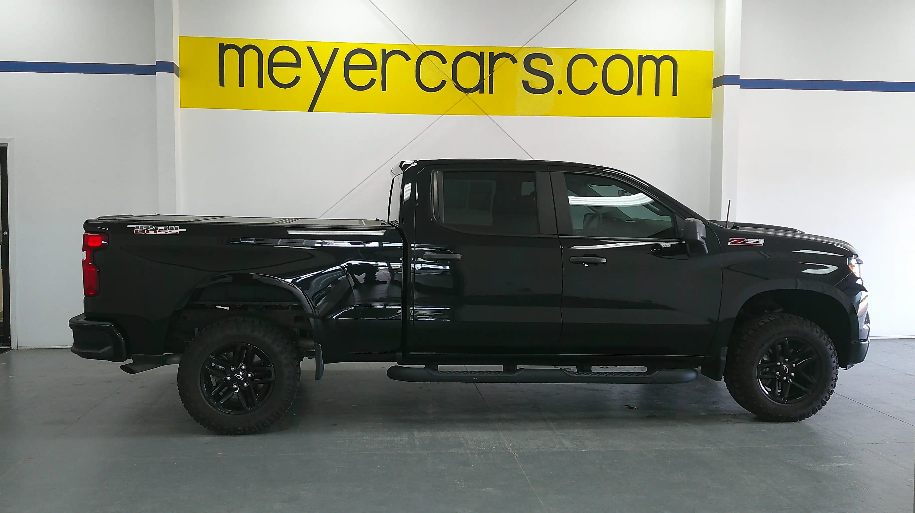 2022 Chevrolet Silverado 1500 Custom Trail Boss 4WD Crew Standard Box's photo