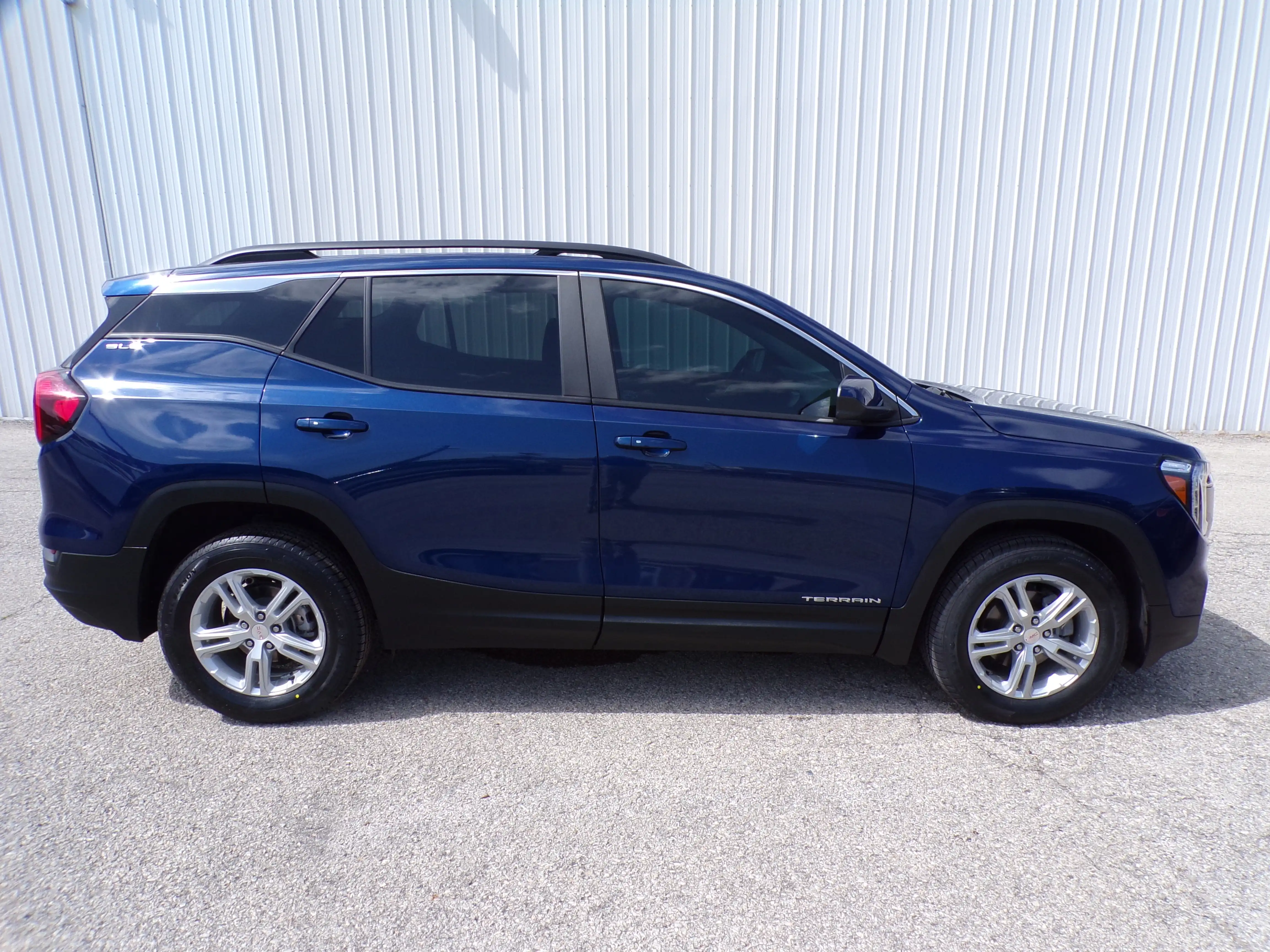 2022 GMC Terrain SLE AWD's photo