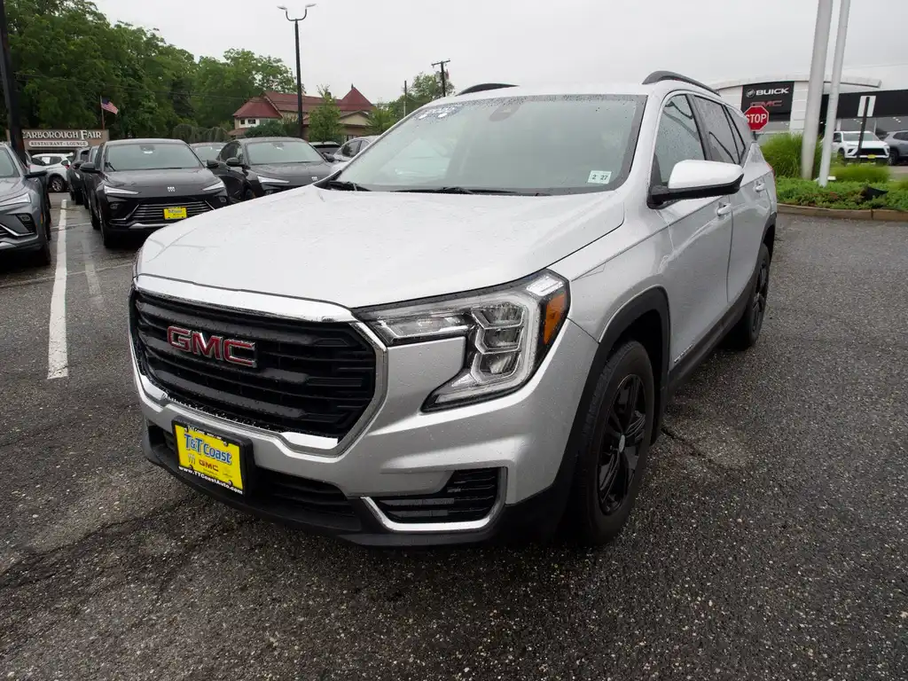 2022 GMC Terrain SLE AWD's photo