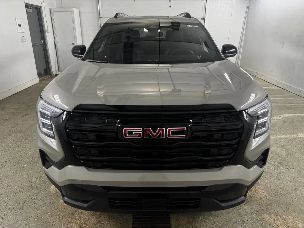 2027 GMC Terrain Elevation AWD photo 3