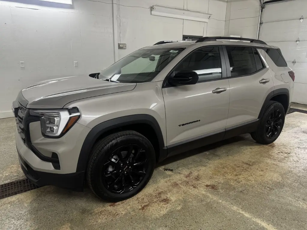 2027 GMC Terrain Elevation AWD photo 5