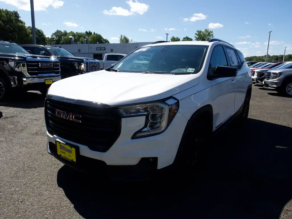 2023 GMC Terrain SLT AWD's photo