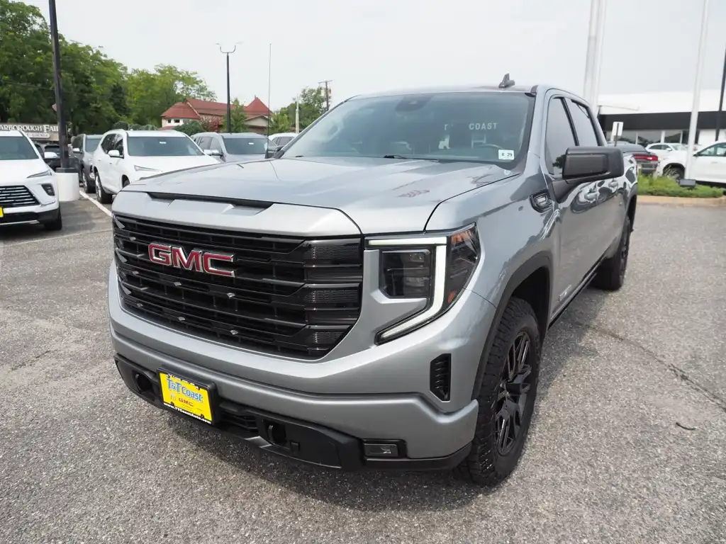 2024 GMC Sierra 4WD Crew Cab Short Box Elevation's photo