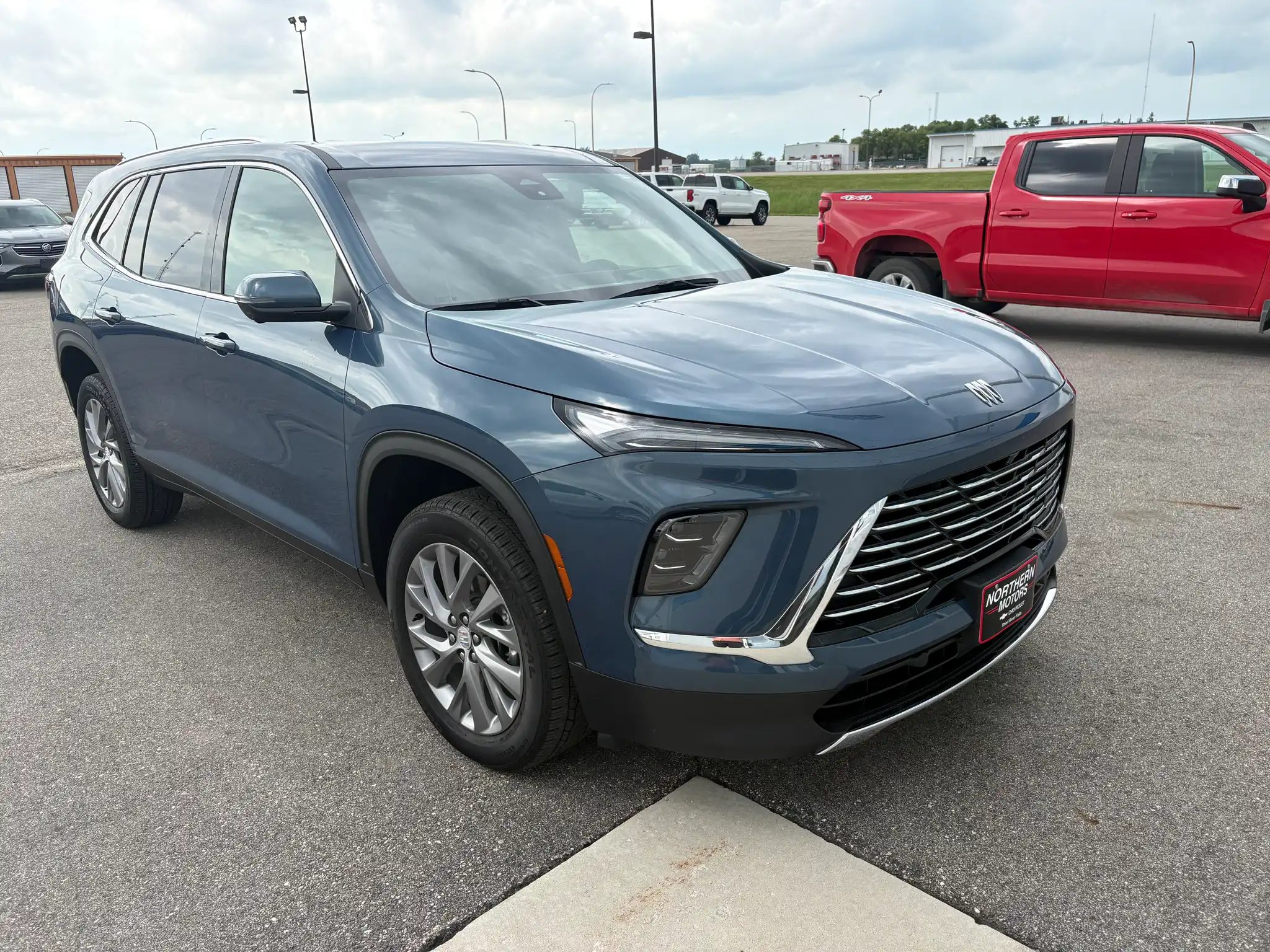 2025 Buick Enclave Preferred AWD's photo