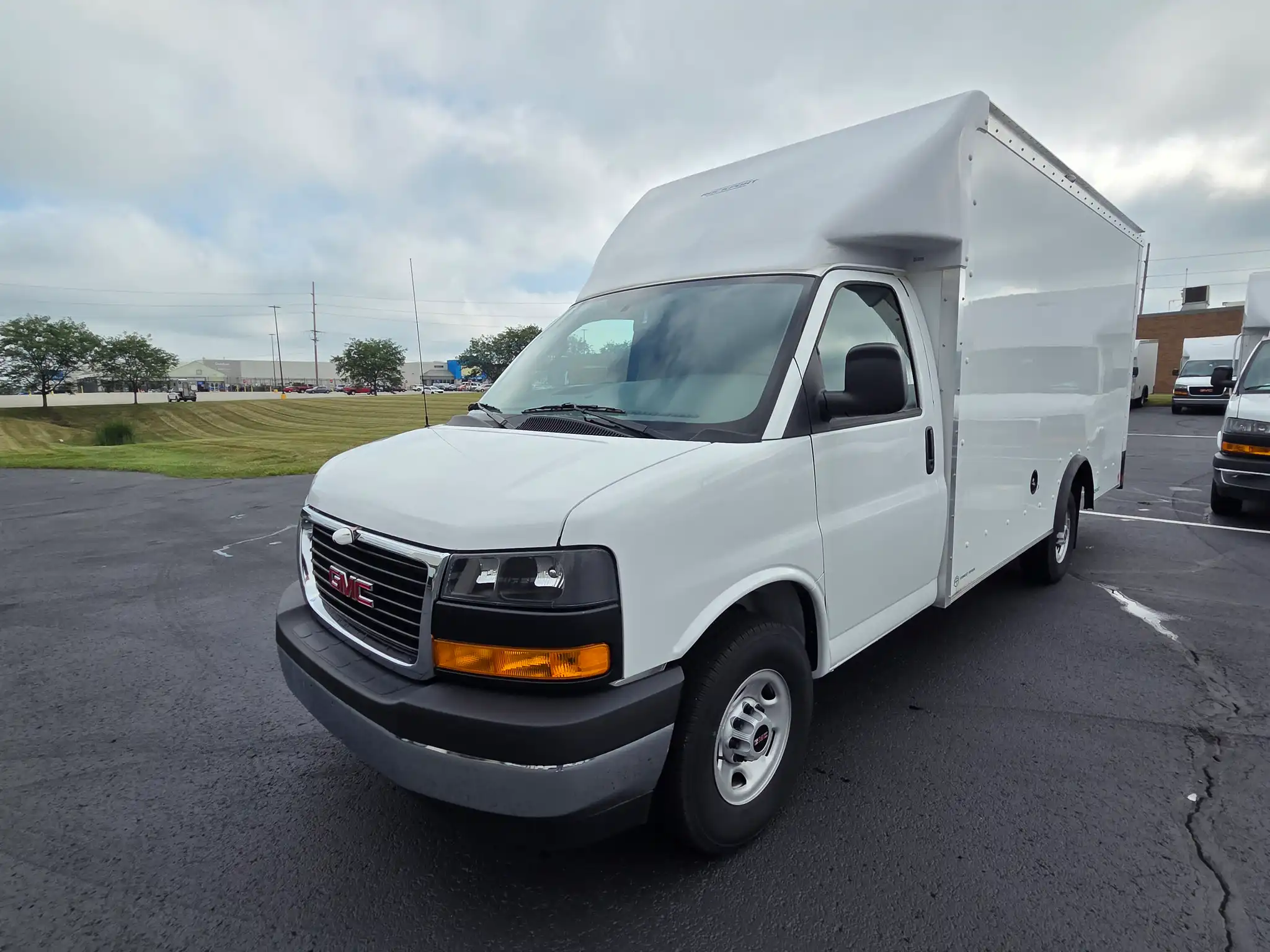 2025 GMC Savana 3500 159" WB's photo