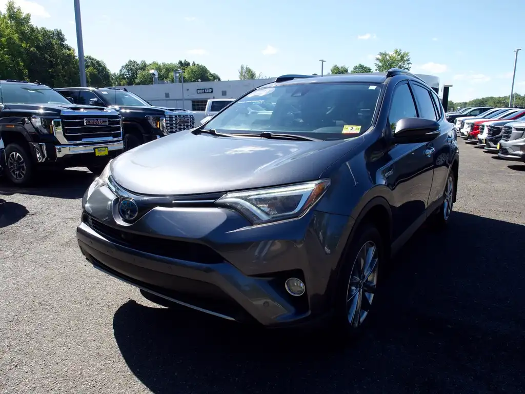 2018 Toyota RAV4 Hybrid Limited AWD's photo
