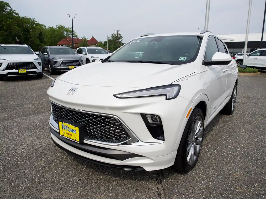 2024 Buick Encore GX Avenir's photo