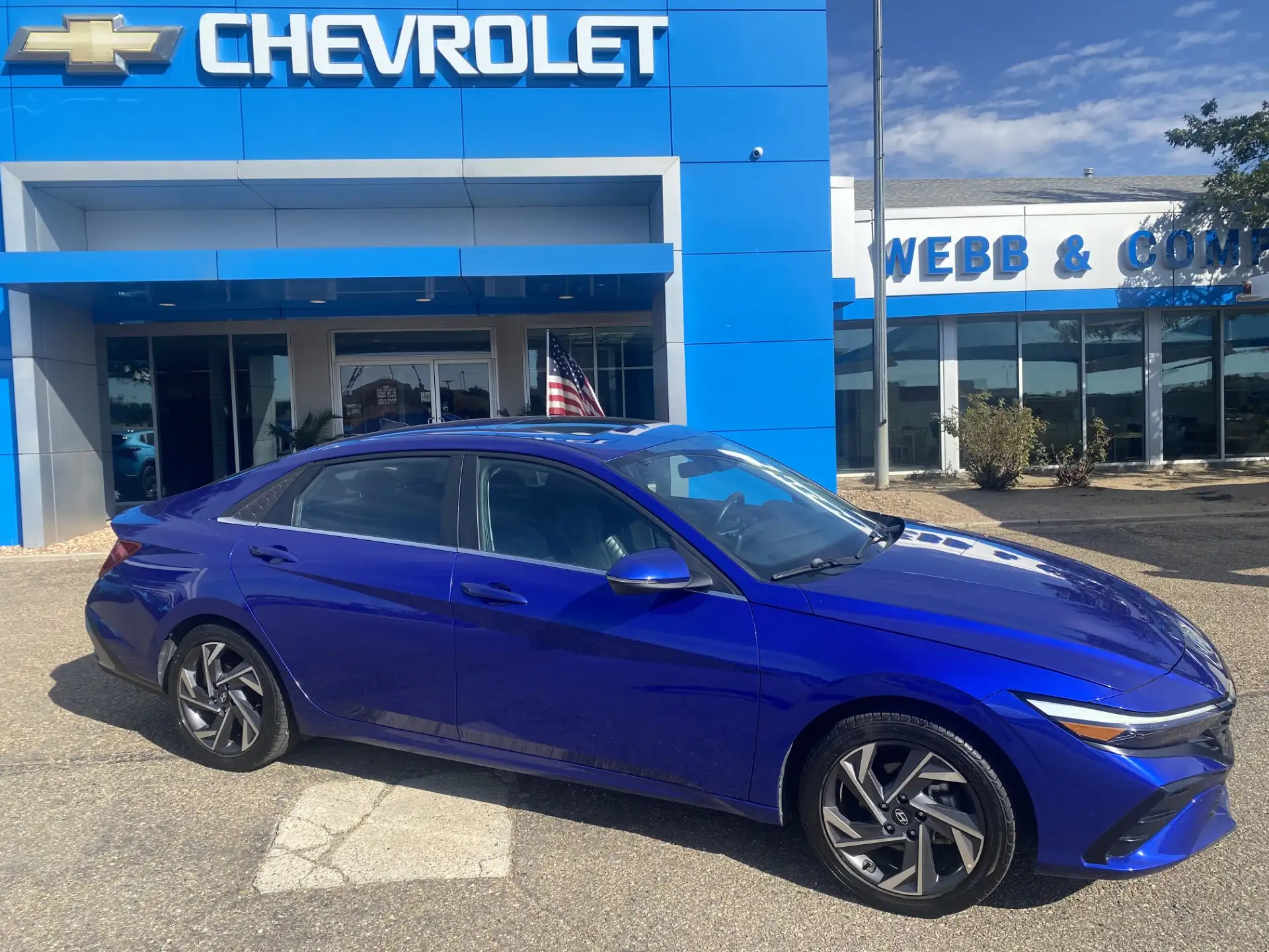 2025 Hyundai Elantra 2.0 Limited IVT's photo