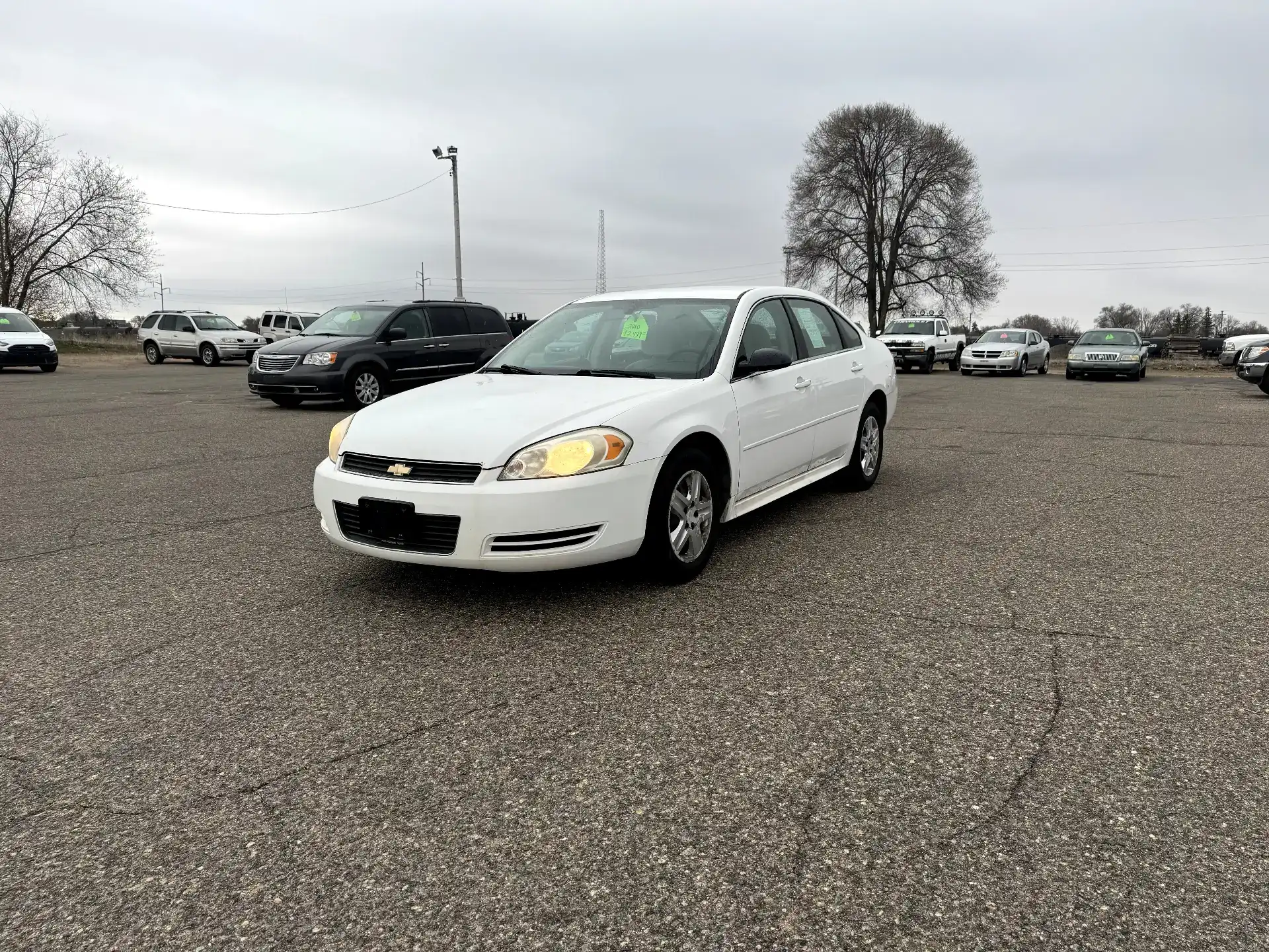 2010 Chevrolet Impala LS's photo