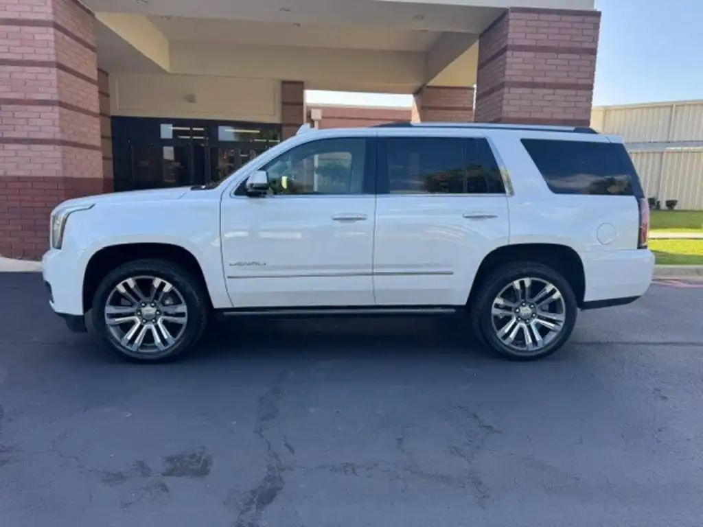 2019 GMC Yukon 2WD Denali's photo