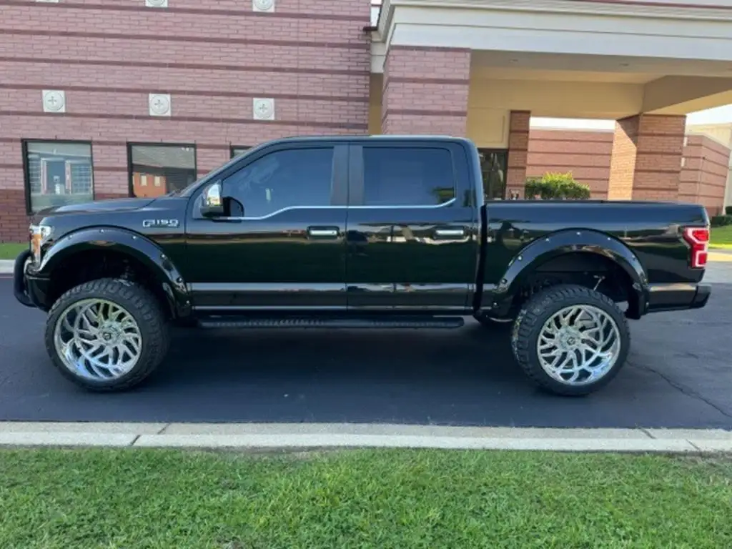 2018 Ford F-150 XL SuperCrew 5-1/2 Box's photo