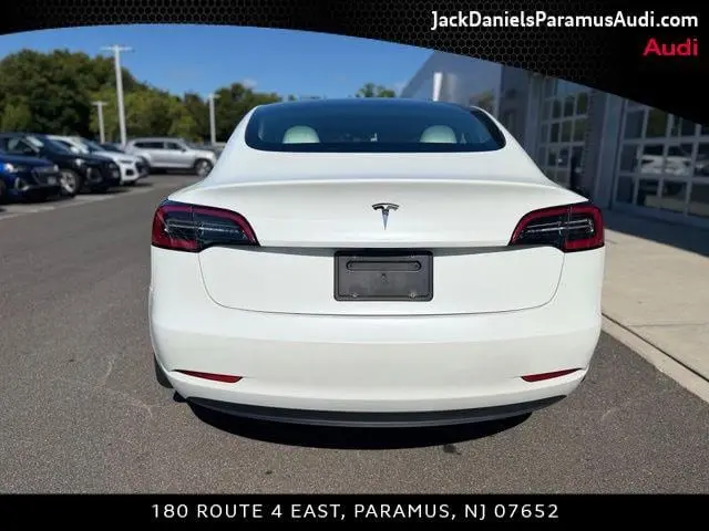 2023 Tesla Model 3 Base photo 5