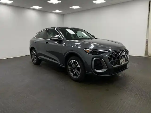 2025 Audi Q5 Sportback 45 Premium Plus's photo